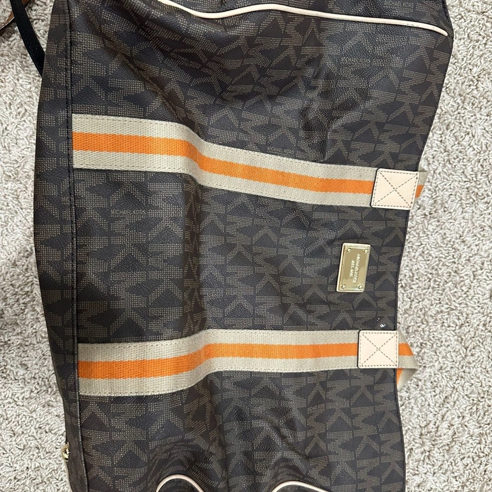 MICHAEL Michael Kors Black and Orange Travel Bag